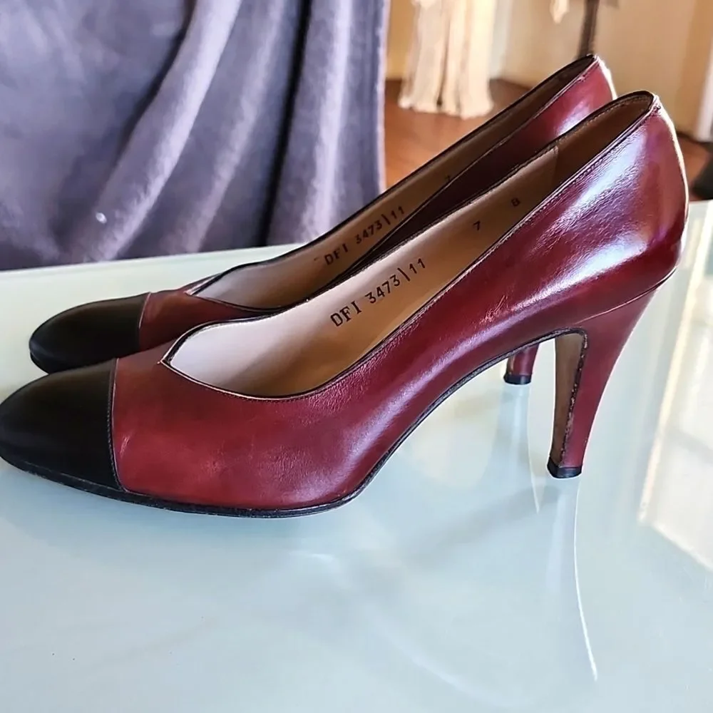 Ferragamo Leather Heels Quiet Luxury Retro Elegance Size 7